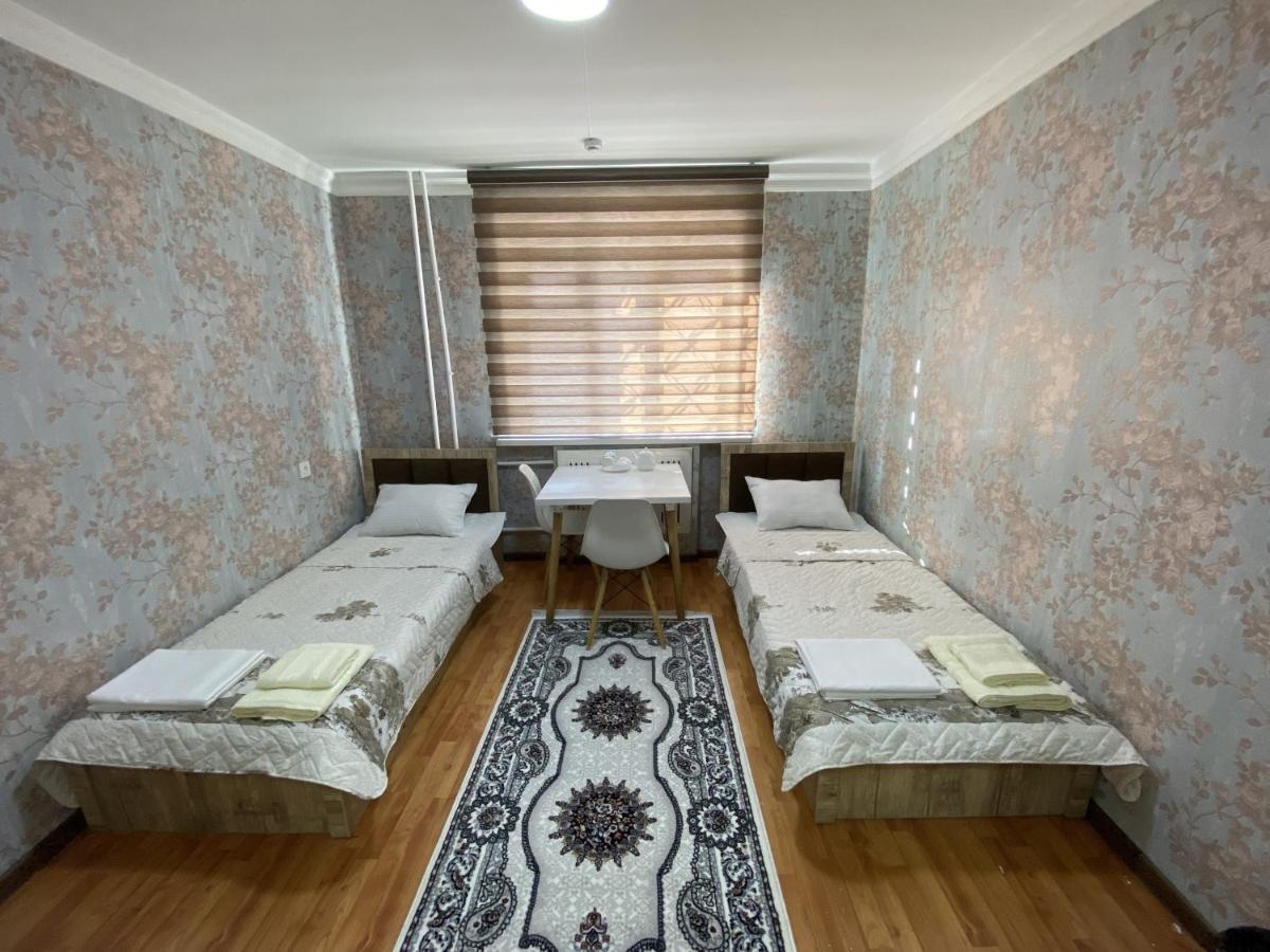 Hostel Na Bobura Ташкент Екстер'єр фото
