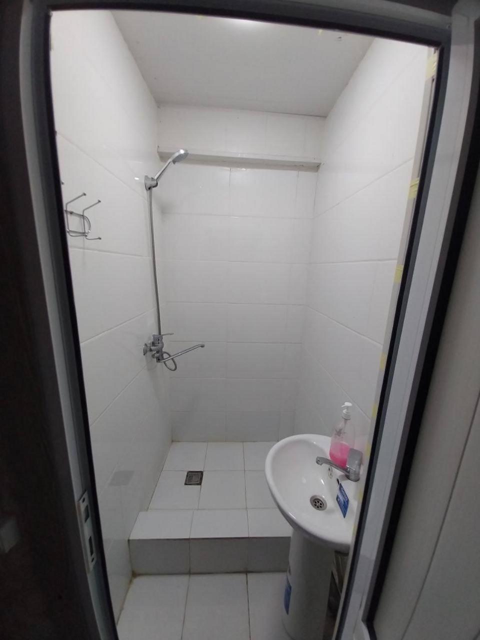 Hostel Na Bobura Ташкент Екстер'єр фото